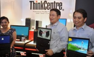 Lenovo Luncurkan 12 Notebook & Desktop Baru