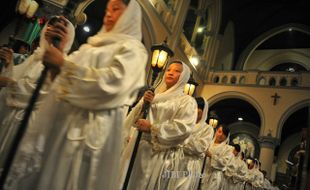 NATAL 2013 : Misa Malam Natal di Gereja Katedral Jakarta