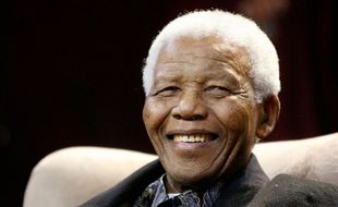   NELSON MANDELA TUTUP USIA : Wapres: Mandela Inspirasi Persatuan dan Anti Kekerasan