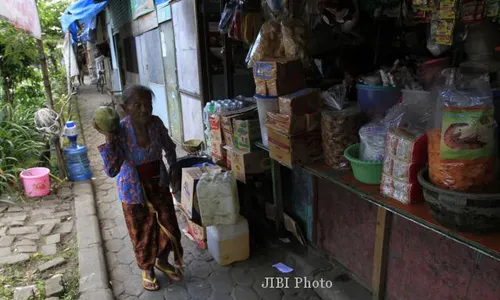 NASIB PASAR TRADISIONAL : Minim Modal, Pedagang Terancam Gulung Tikar