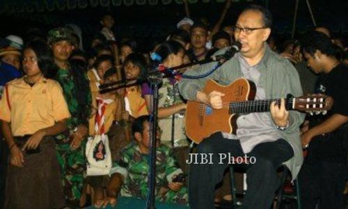 ALBUM BARU : Ebiet Luncurkan Album di Malam Tahun Baru