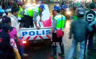 KECELAKAAN SRAGEN : Terabas Pintu Perlintasan KA, Saleman Tewas Tersambar KA