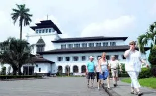 Bandung Masuk Jaringan Kota Kreatif UNESCO