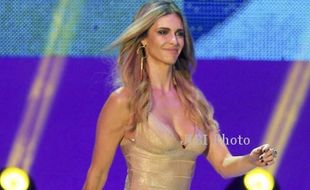 PIALA DUNIA 2014 : Jadi Host Drawing PD, Fernanda Lima Sita Perhatian Dunia