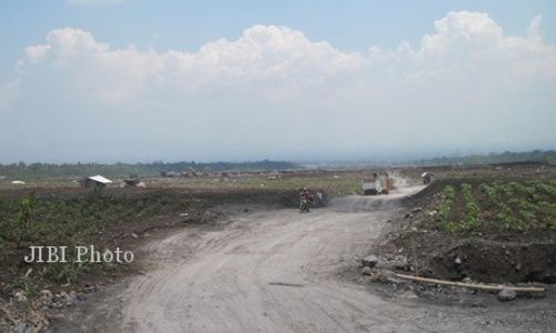 Jalur Tambang Tetap Dibangun