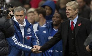 PREDIKSI ARSENAL VS CHELSEA : Ini Head to Head Mourinho kontra Wenger