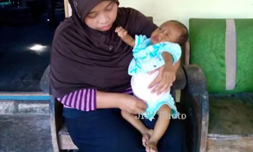 BAYI KELAINAN JANTUNG : DKK Sukoharjo Masukkan Naufal ke Program BPJS