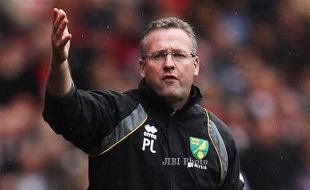 LIGA PREMIER : Paul Lambert Bela Young