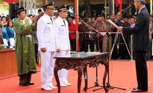 PELANTIKAN BUPATI DAN WAKIL BUPATI KARANGANYAR