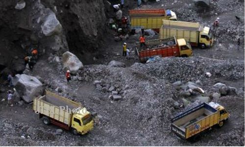 Tebing Merapi Longsor, Penambang Pasir Tewas