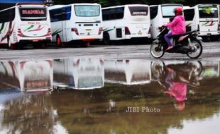 BANJIR JAKARTA : Perusahaan Otobus Wonogiri Susutkan Armada