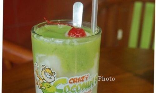 KULINER SOLO : Aneka Rasa Degan Menggoda di Crazy Coconuts