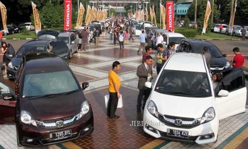 MOBIL BARU : Antrean Pembeli 10.000 Honda Mobilio Tak Sampai 5 Bulan   