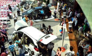 FOTO HONDA MOBILIO : Mobilio Disambut Hangat di Trans Studio