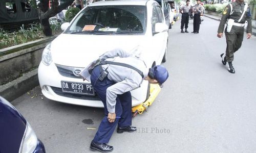 Mobil Pengurus LSM di Mojosongo Solo Dirusak