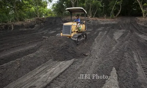 STATUS TANAH : DPRD DIY Desak Percepatan Inventarisasi Lahan SG dan PAG