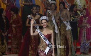 PUTERI INDONESIA 2014 :  Elvira Devinamira Puteri Indonesia 2014