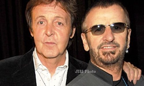 GRAMMY AWARD 2014 : The Beatles Diganjar Lifetime Achievement Award