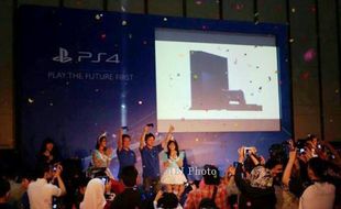 GAME BARU : PS 4 dan PS Vita Masuk Indonesia...