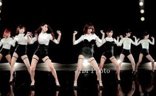 MV TERBARU : Rainbow Blaxx Tampil Seksi Lewat Cha-Cha