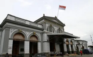 Sejarah Stasiun Jebres Solo yang Cantik Ala Bangunan Yunani-Belgia