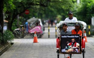 FOTO SLAMET GUNDONO MENINGGAL :  Belasungkawa 