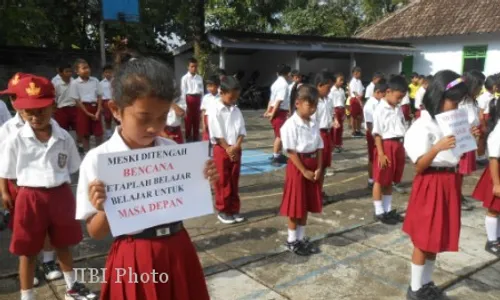 Siswa SD Gunungkidul Doa Bersama Untuk Korban Bencana