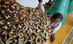 FOTO SEKATEN JOGJA : Gunungan Grebeg Maulud