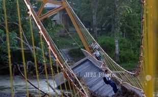 Jembatan Peninggalan Belanda di Wonosari Klaten Rusak Parah