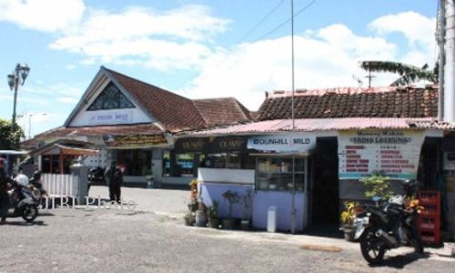 Pembangunan Parkir dan Pertokoan di Stasiun Wates Dipercepat