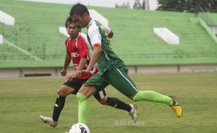 FOTO PERTANDINGAN UJICOBA : Imbang 1-1