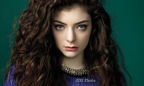 Lorde Batalkan Konser di Israel