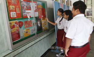 FOTO TAHUN BARU IMLEK : Mading Tema Imlek