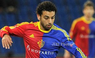 BURSA TRANSFER PEMAIN : Resmi Gabung Chelsea, Salah Kenakan Nomor 15