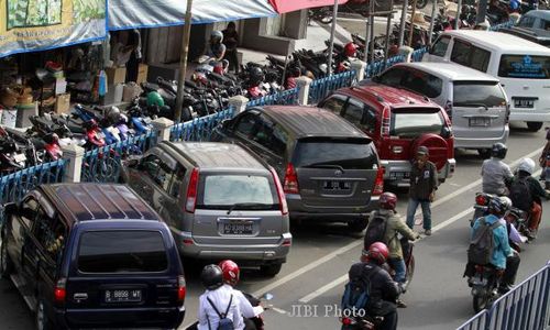 KEMACETAN SOLO : Biang Macet, Parkir Pasar Gede Bakal Dirombak