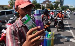 PENERTIBAN PEDAGANG ASONGAN :  “Pedagang Asongan Tidak "Dibunuh" tapi Ditertibkan”