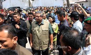 AGENDA PRESIDEN : SBY Istirahat di Madiun Sebelum Temui Korban Kelud