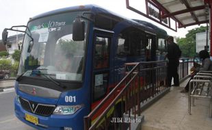 TRANSPORTASI SOLO : Bus BST Koridor 3 Beroperasi, Wali Kota Solo Ingatkan Sopir soal Ini