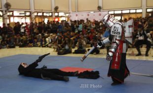 SOLOPOS TV : Video Lomba Cosplay Unisri   