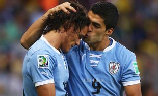 KIPRAH PEMAIN BINTANG : Cavani Bilang Suarez Makin Cinta Liverpool