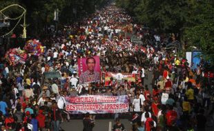 FOTO JOKOWI CAPRES : Warga Solo Dukung Jokowi Nyapres