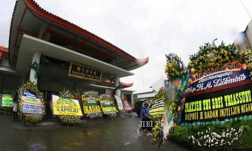 LUKMINTO MENINGGAL DUNIA : Tamu "Gedean" hingga Rakyat Jelata Doakan Lukminto di Thiong Ting