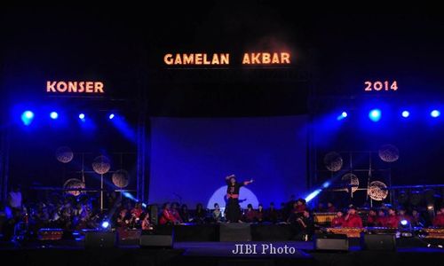 Konser Gamelan Akbar 2014 Hipnotis Warga Solo