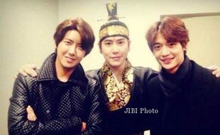 K-POP : Minho Shinee dan Kwanghee Zea Kunjungi Kyuhyun di The Moon that Embraces the Sun