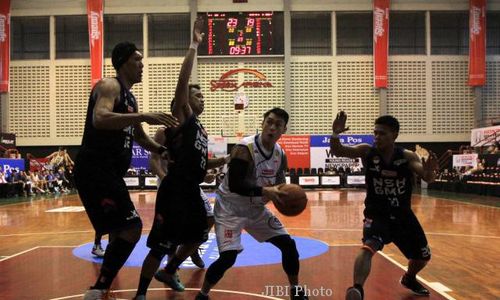 NBL 2014 : Diguyur Abu Vulkanik, NBL & WNBL Seri Solo Berakhir Prematur