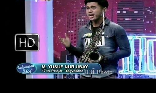 INDONESIAN IDOL 2014 : Bawa Saksofon Ubay Seksi, Yuka Luar Biasa