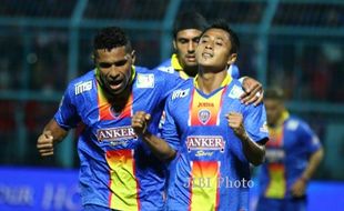 JELANG AREMA CRONOUS VS PERSIK KEDIRI : Lawan Macan Putih, Singo Edan Akan Rotasi Pemain