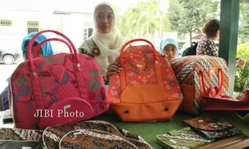 SEKOLAH PEREMPUAN : Perempuan Gunungkidul Diajak Kembangkan Wawasan