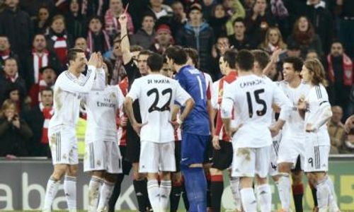 KARTU MERAH RONALDO : Terancam Sanksi Tiga Laga, Madrid Akan Ajukan Banding