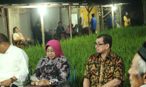 Kisah Menteri Sosial Bermalam di Rumah Warga Miskin Gunungkidul